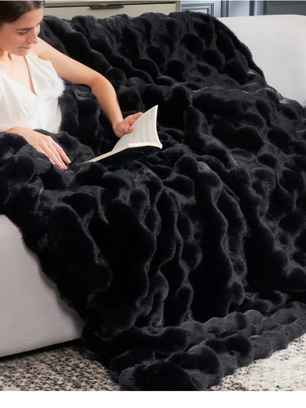 Cozy Bliss Luxurious Bubble Faux Fur Throw Blanket 50 x 60 Black Fuzzy Warm